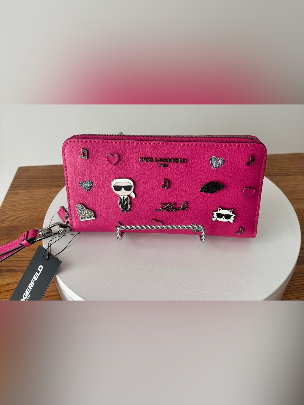 KARL LAGERFELD Jaqueline Zip Wallet/Wristlet with Studded Icons, Hot Pink - NWT - Picture 3 of 6